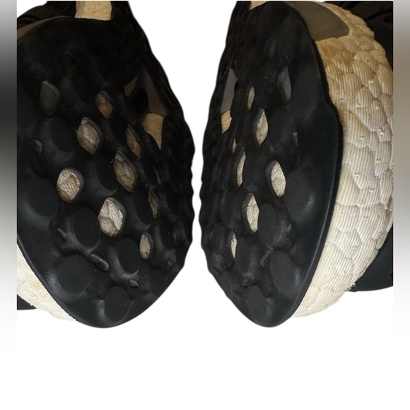 ADIDAS Ultra Boost Black Women’s Size 9 - Picture 4 of 13